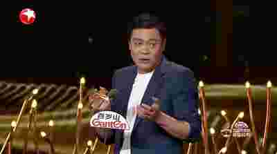 境遇天差地別！今天李鐵當庭認罪悔罪，范志毅在東方衛視領獎
